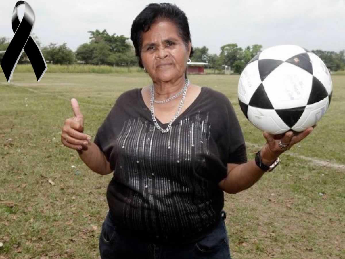 Muere Antonia Lara, la mujer que entrenó a Carlos Pavón en sus inicios