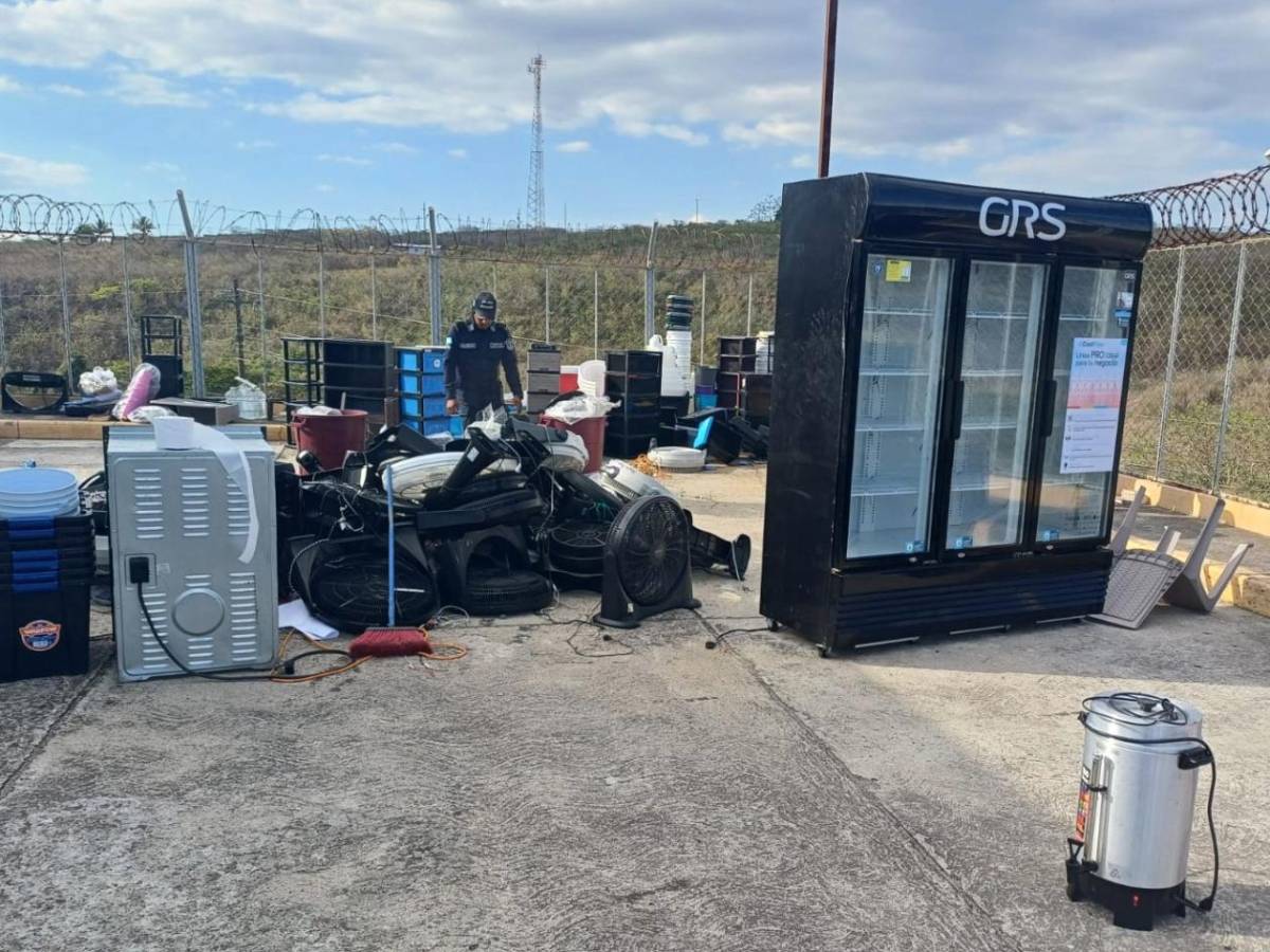 Hasta antena del internet de Elon Musk decomisan en cárcel de Támara