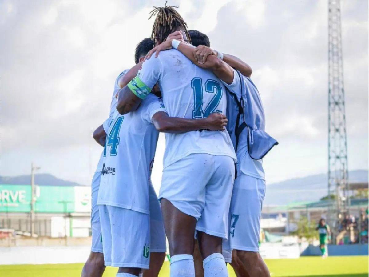 Davis Flow se pronuncia y habla sin filtros sobre su posible fichaje por Platense