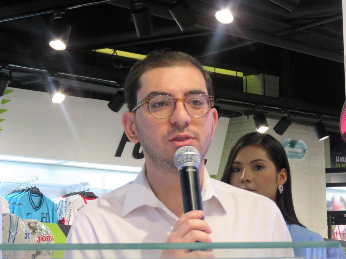 Mario Alejandro Faraj, jefe de Mercadeo de Diunsa.