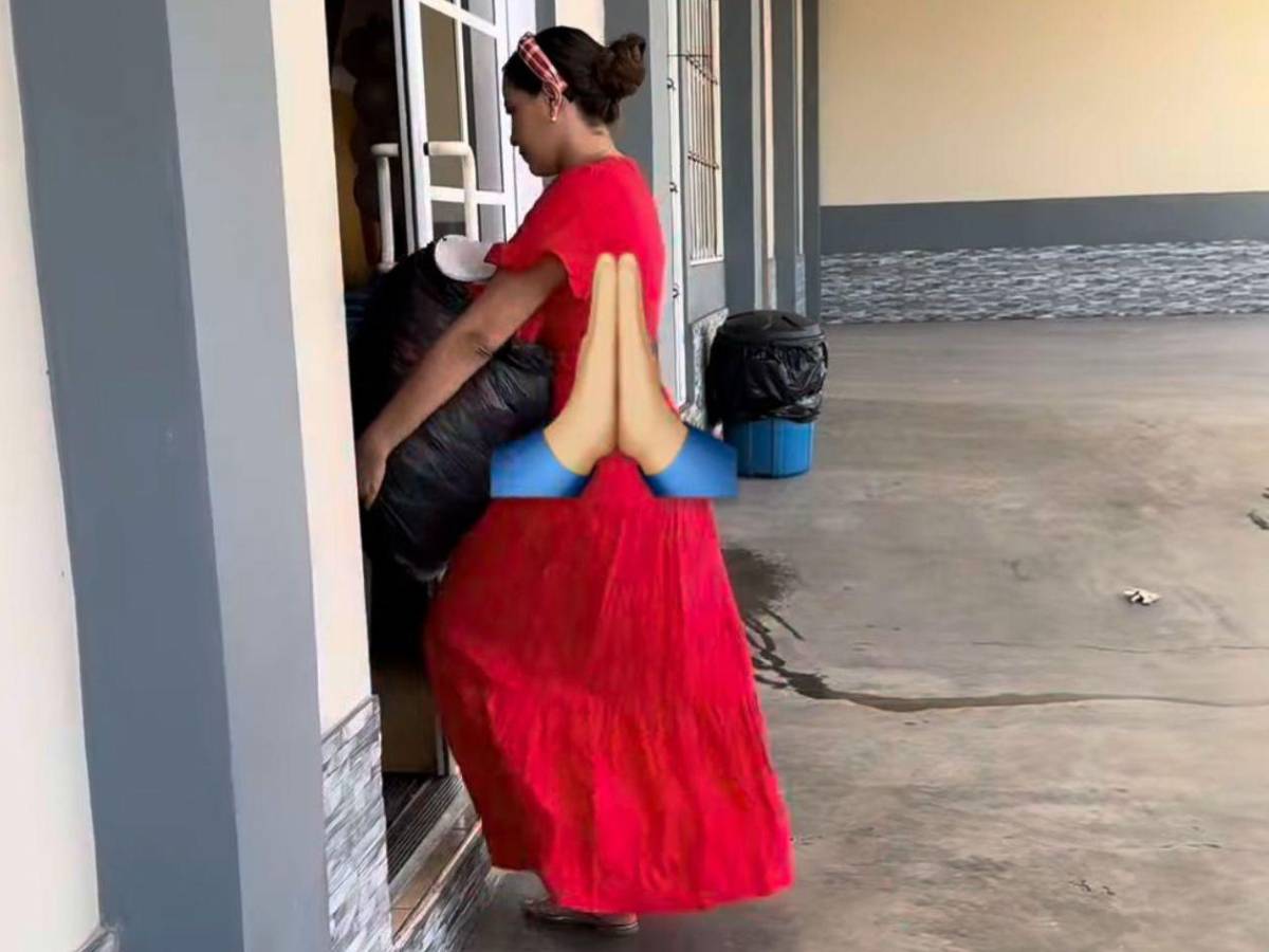 Alejandra Rubio dona su ropa a iglesia donde se congrega: Ropa de mucha bendición