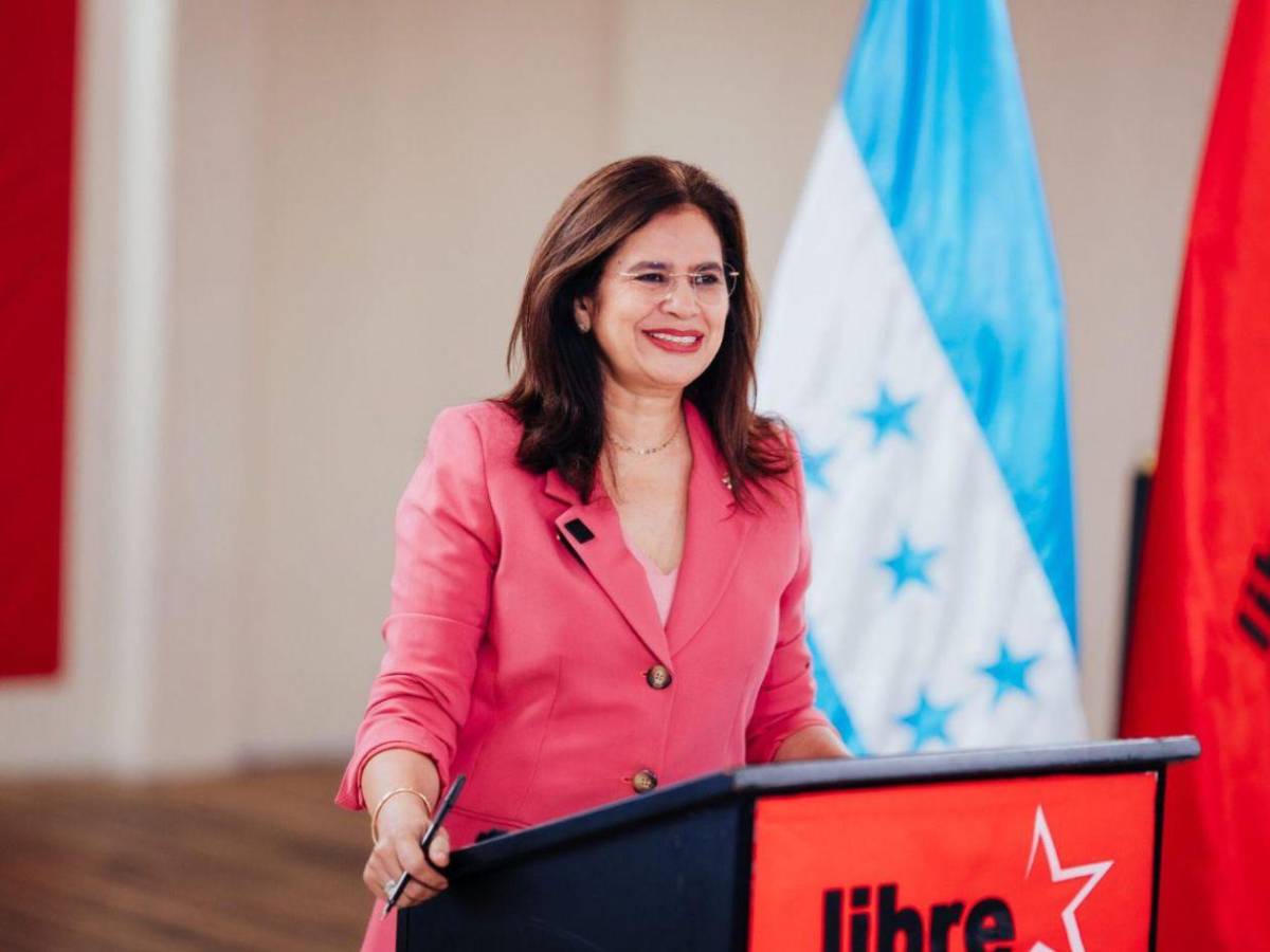 Enrique Arias sorprende con polémica declaración sobre Rixi Moncada