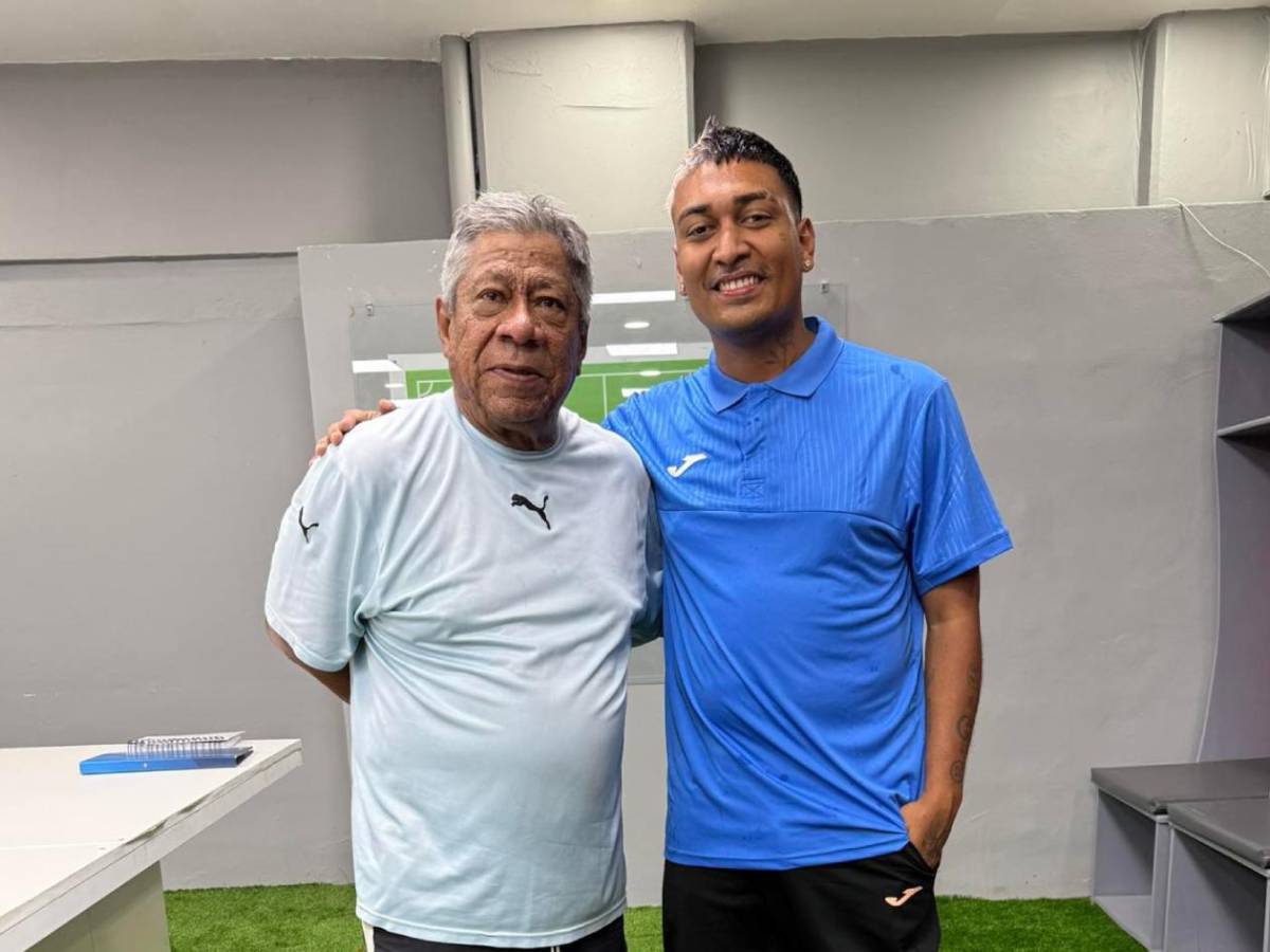 Famoso mundialista se une y pule a tiktokers de la selección de Honduras