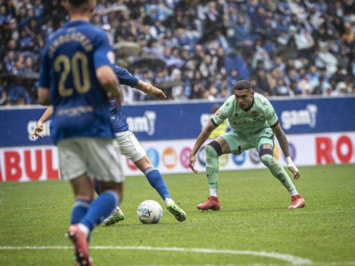 Afición del Levante reaccionó a la actuación de Kervin Arriaga en LaLiga