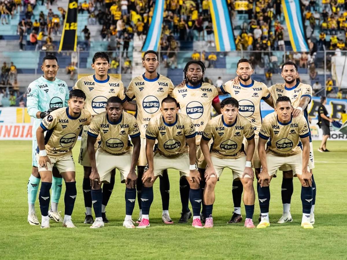 El error que dejó pasar el árbitro, fichaje del Real España, el que dijo adiós y bellas chicas