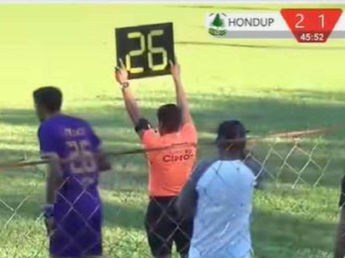 Político debutó en club de Honduras: ingresó al 90’ y esta fue su reacción