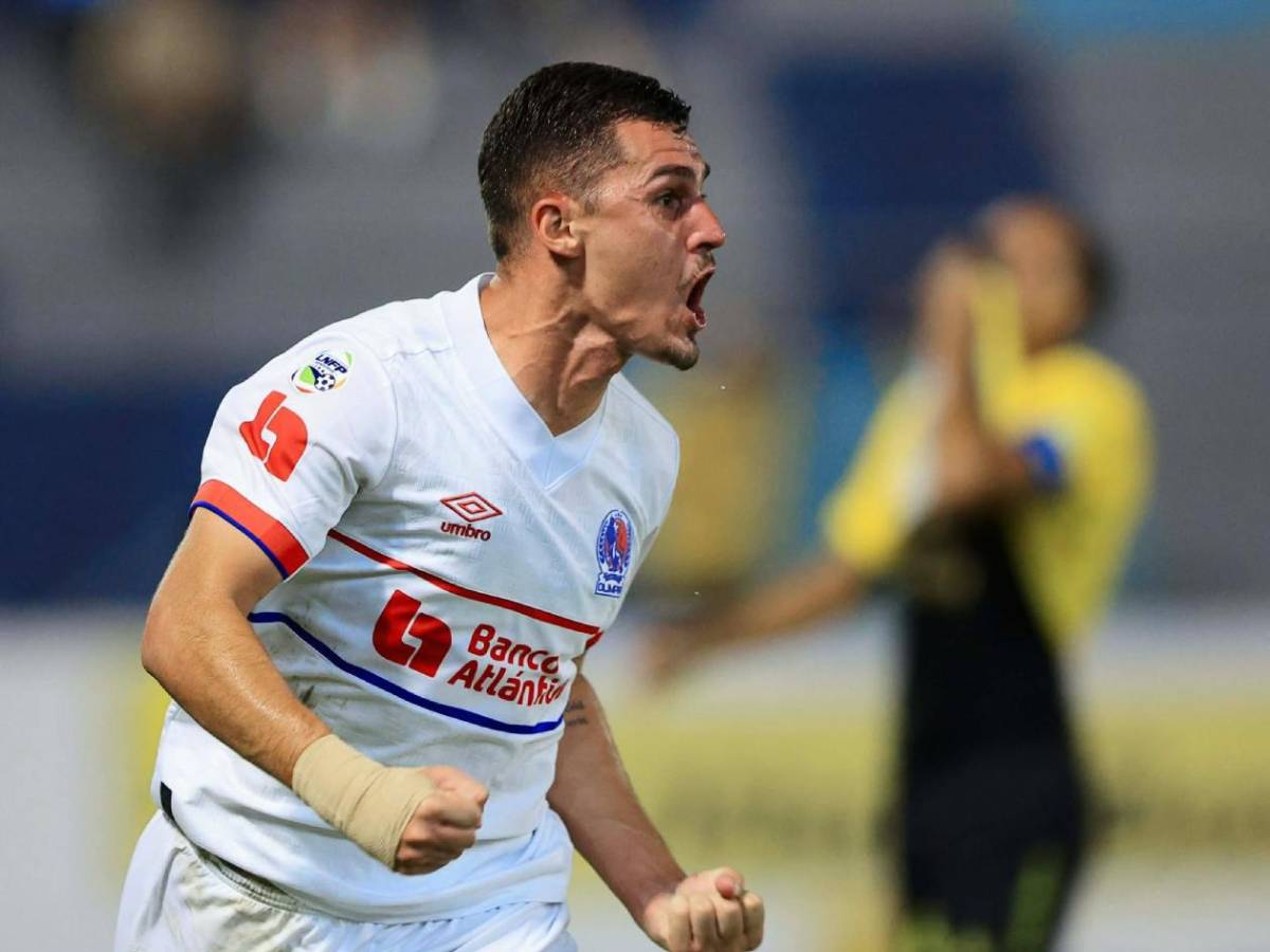 Real España celebra, Olimpia sufre y discusión de compañeros, culpable y desmayo