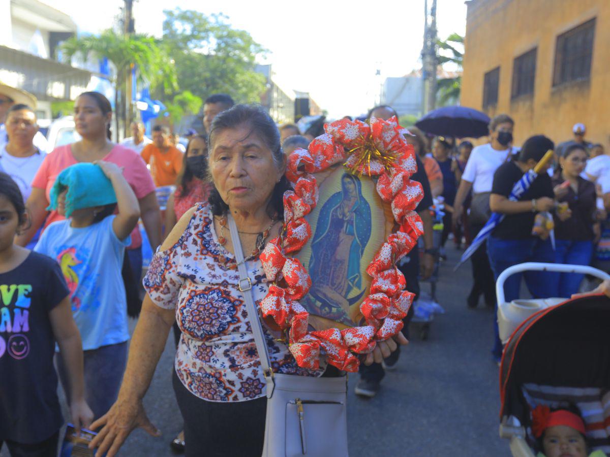 Sampedranos rinden tributo a la virgen de Guadalupe