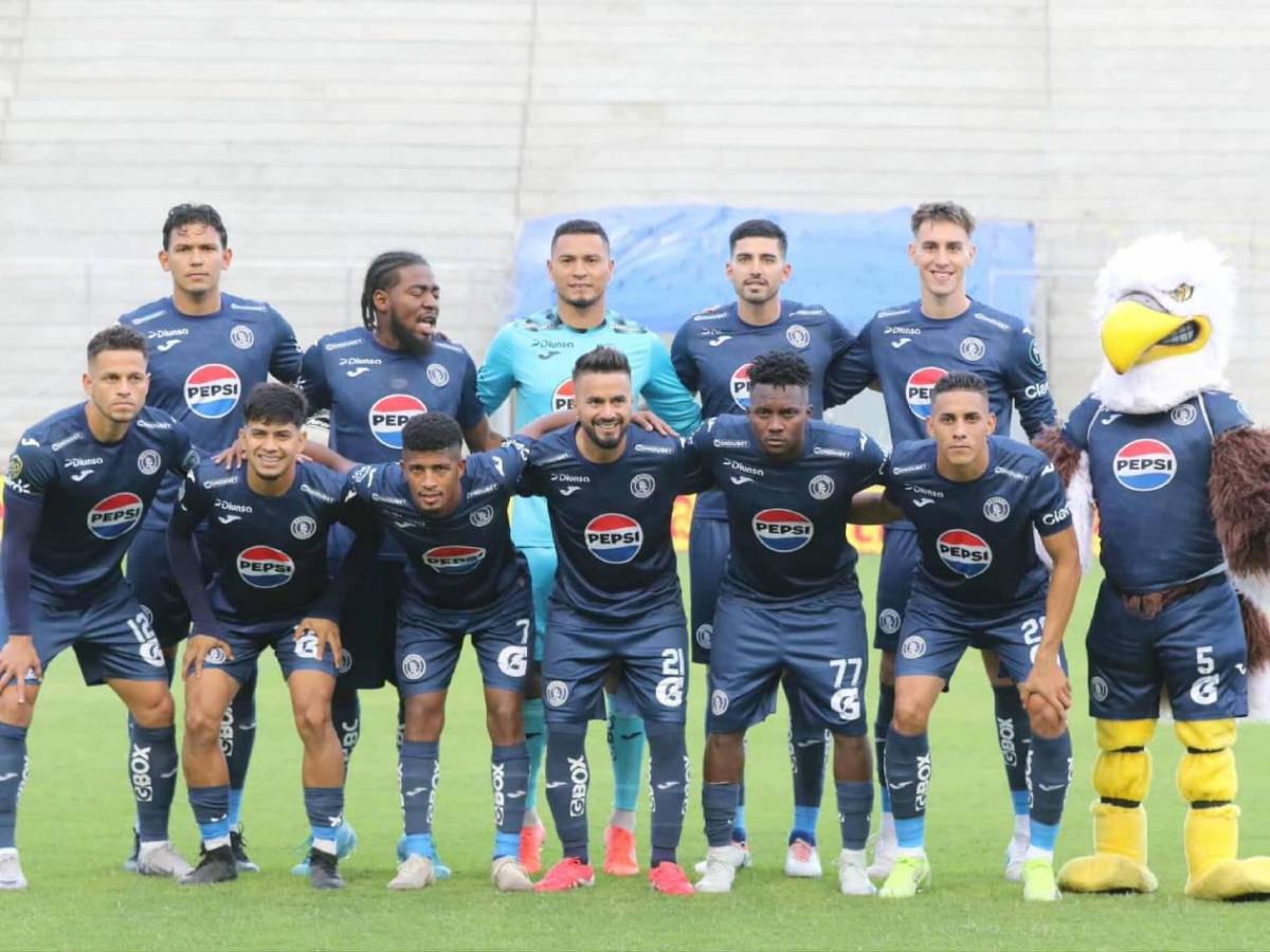 Pelea de Olimpia y Motagua, Auzmendi aturdido y olimpistas se rebelan