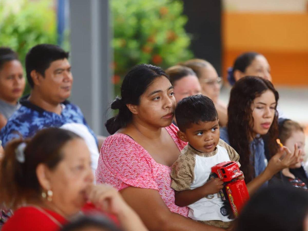 Mente Sana alerta a padres sobre uso excesivo de pantallas y redes sociales