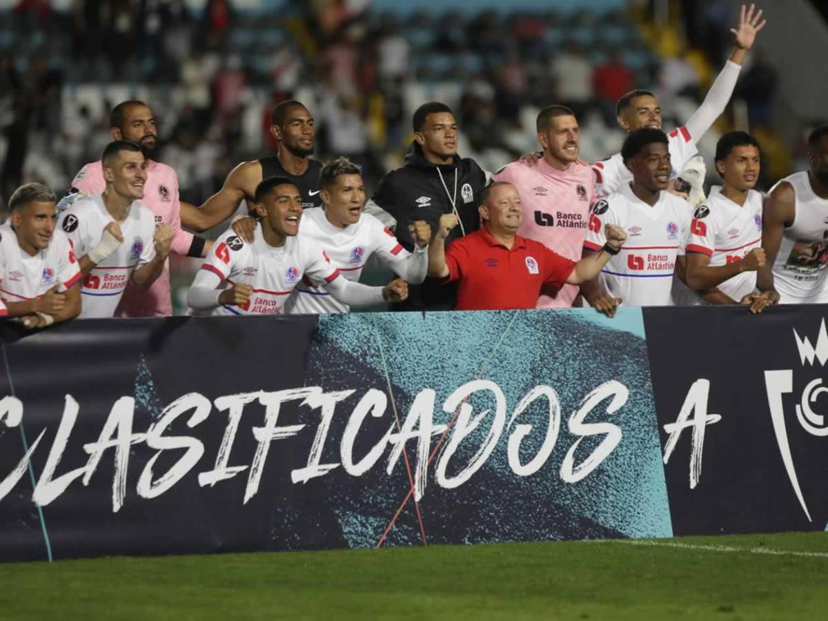 Olimpia de fiesta, doble premio en Concacaf, burla a Motagua y bellas novias de jugadores