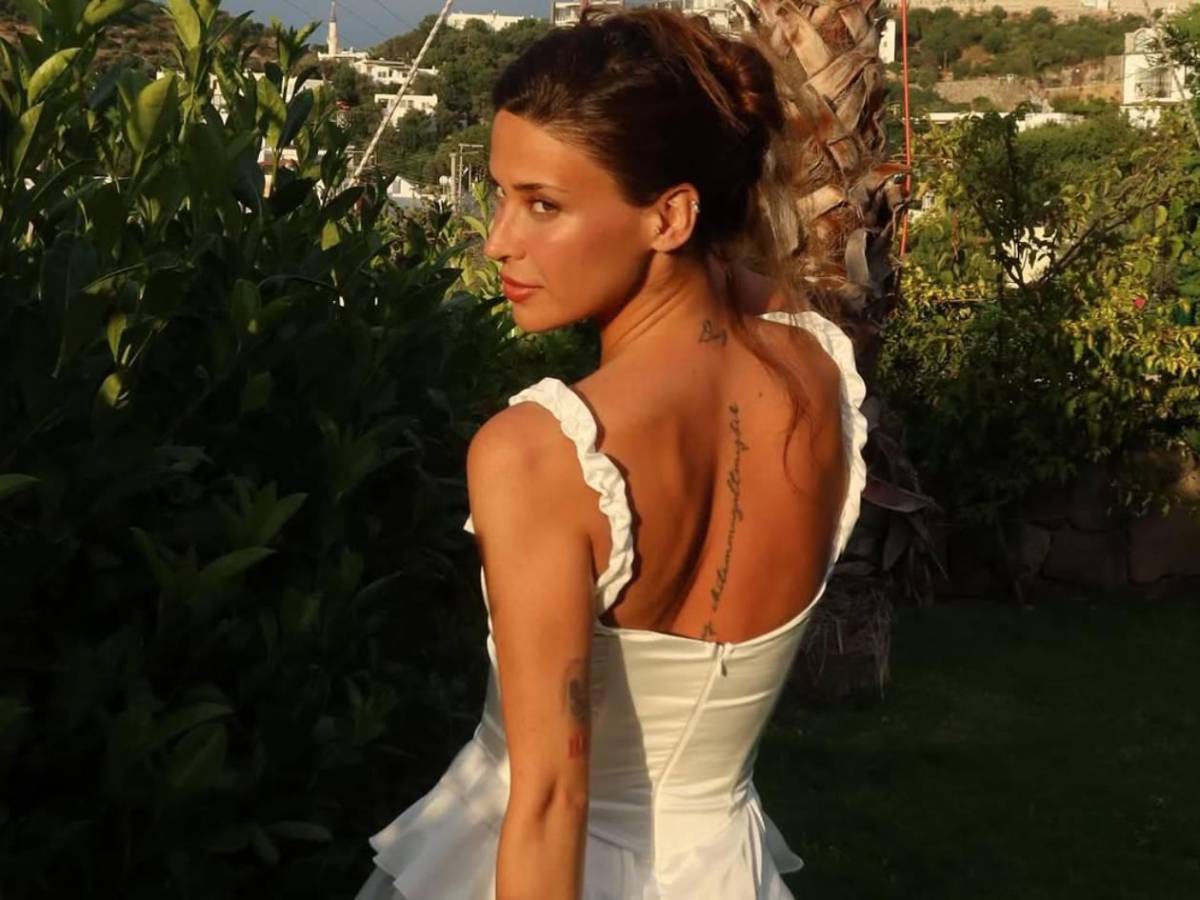 Esposa de futbolista tiene obsesionado a hombre: Toman drástica decisión