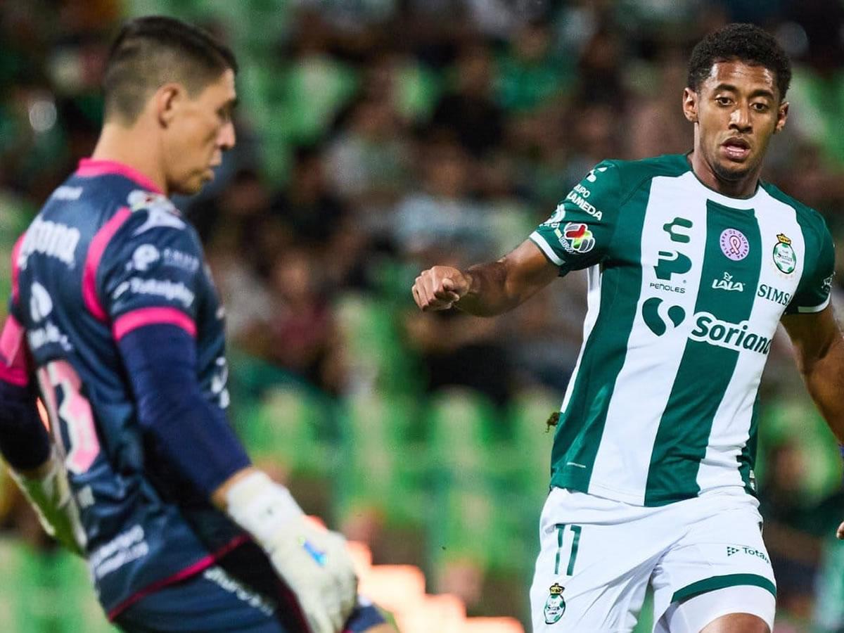 Santos y ‘Choco‘ Lozano se hunden más en la Liga MX: tropezaron en casa vs Mazatlán