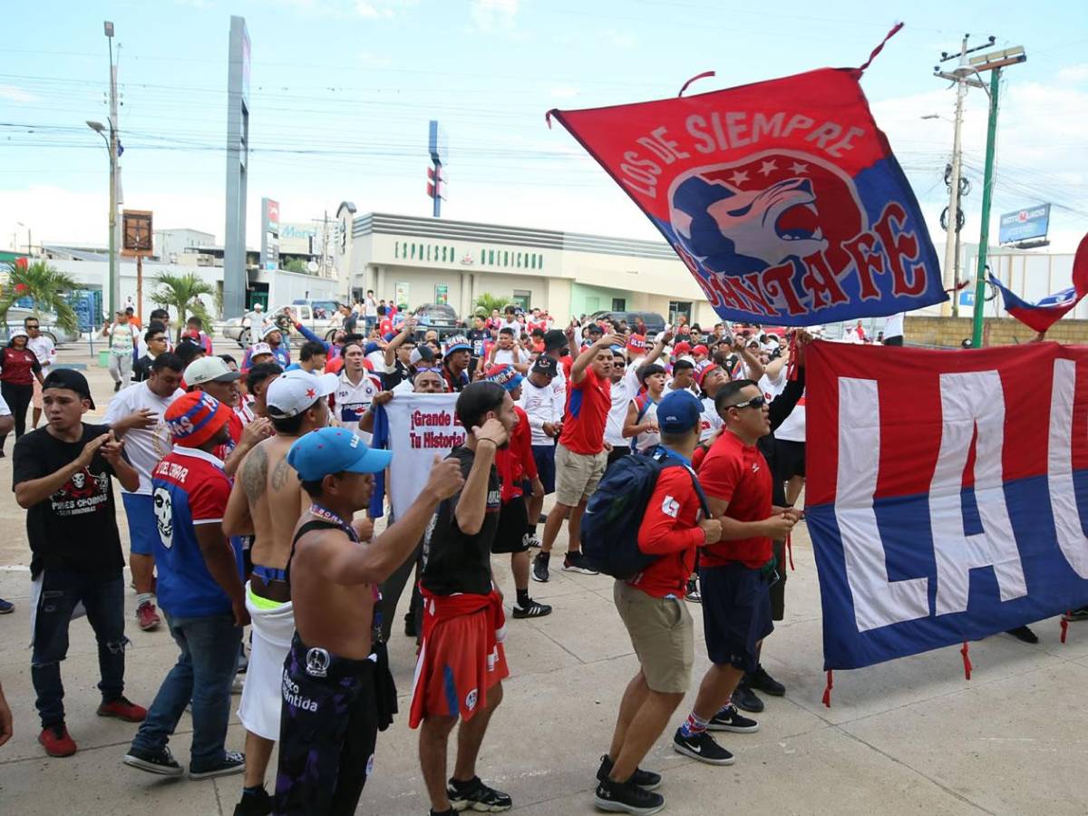 Olimpia sonríe en Juticalpa, el 'infiltrado', Espinel hace debutar a isleño y las bellezas