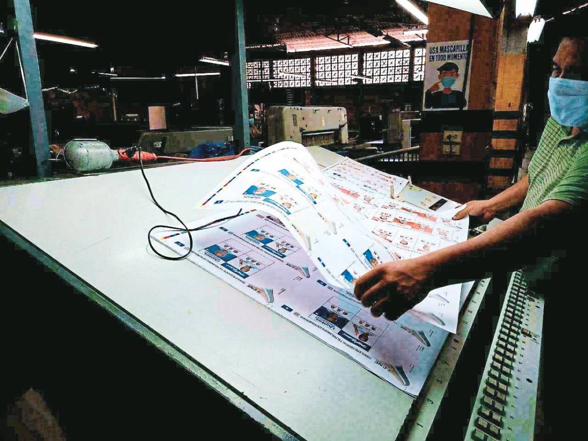Se retrasa la impresión de 15 millones de papeletas electorales