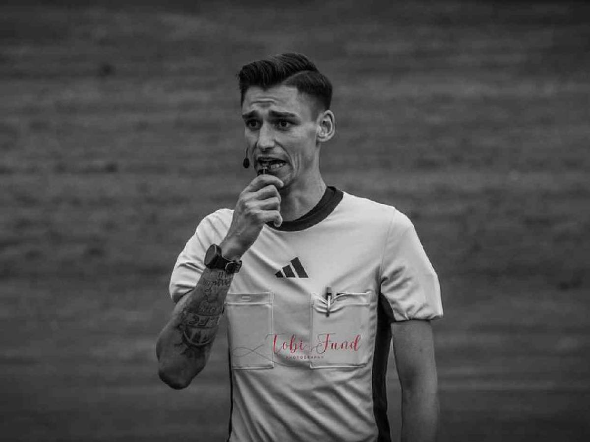 Terrible: Agreden al árbitro que pidió matrimonio a su novio en pleno partido