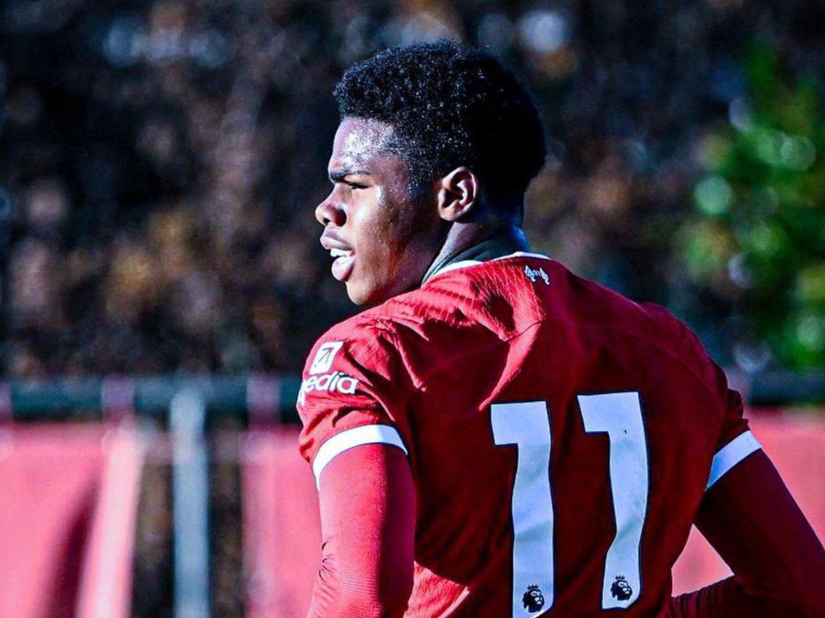 Keylor Figueroa aparece con el primer equipo del Liverpool, ¿debut en la Premier?