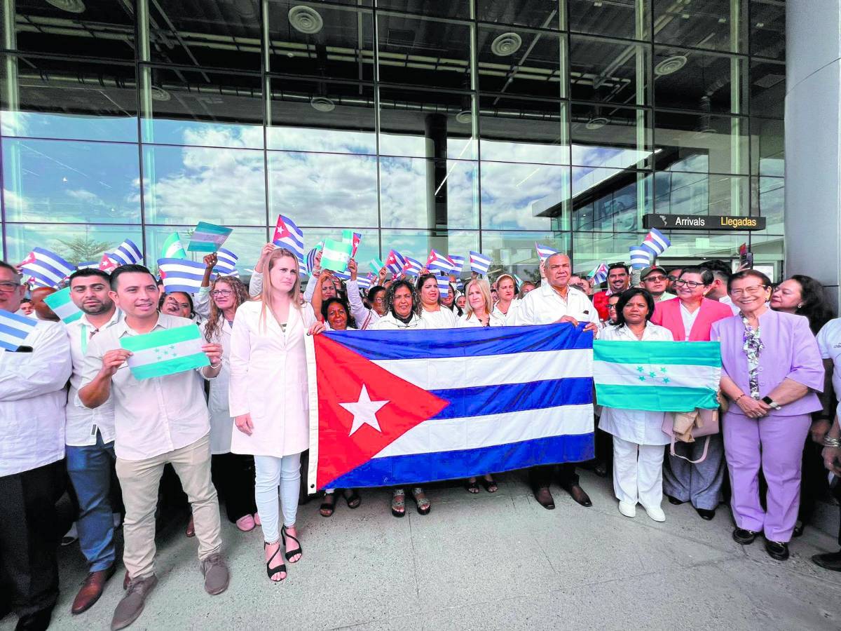 En tres hospitales ya están trabajando médicos cubanos