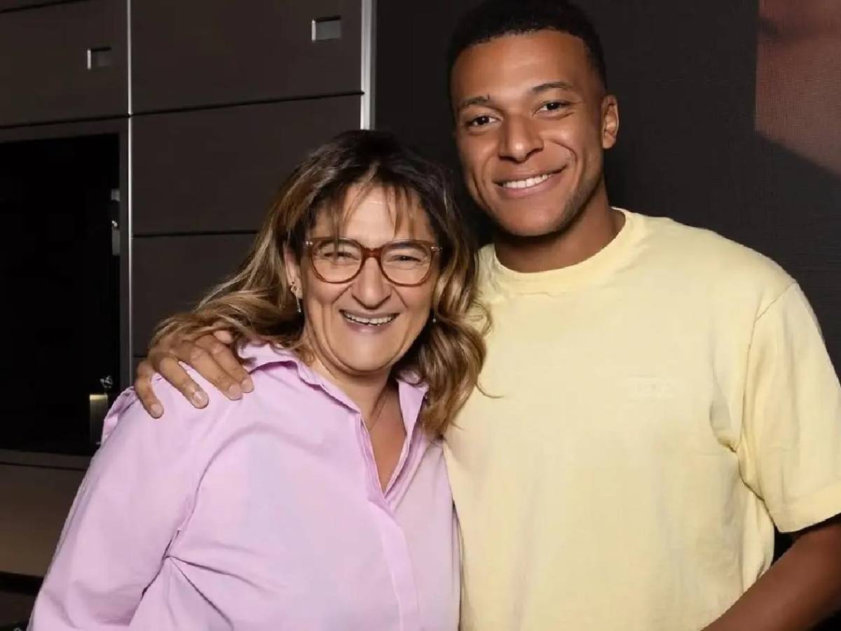Madre de Mbappé señalada en caso de corrupción: revelan pagos y qué hizo el jugador