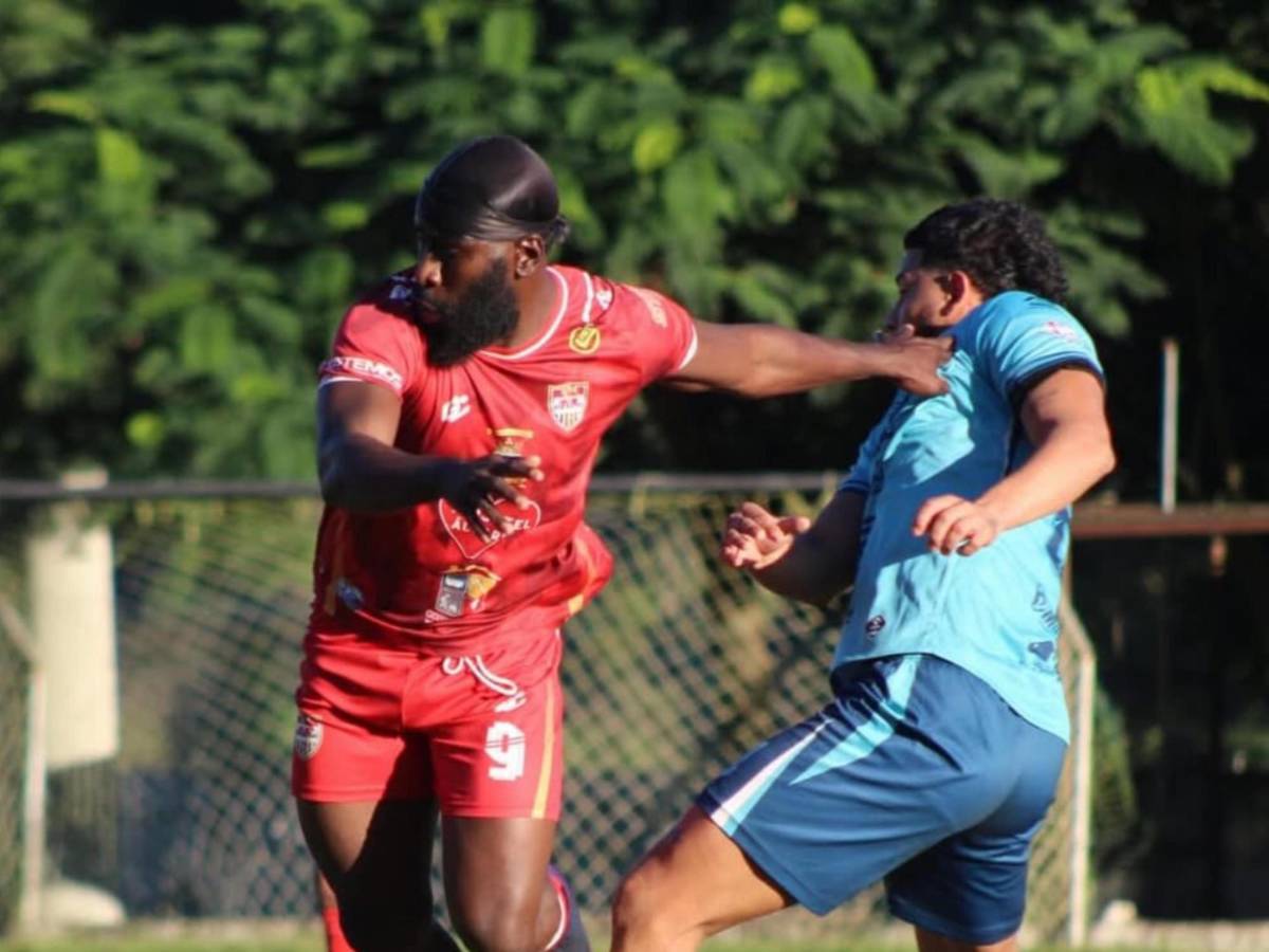 Futbolista colombiano se casó con hondureña: su mensaje desata reacciones