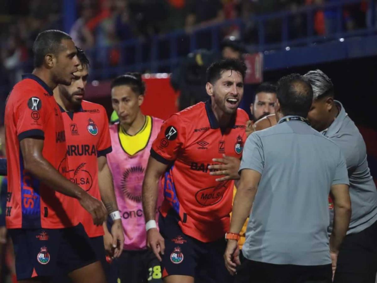 Bronca del Real España en Guatemala, decepción y eufórico festejo de Municipal