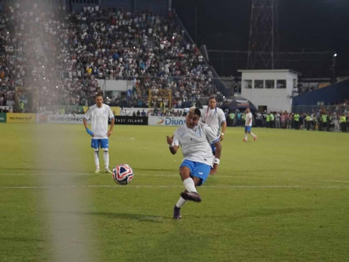 Tiktokers de Honduras festejan, Supremo conquista a Milagro, relajo y ¿quién es la chica de azul?