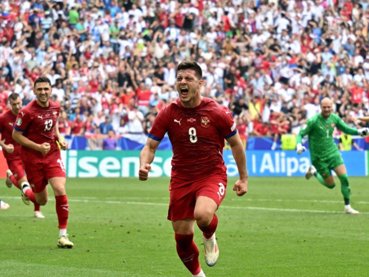 Eurocopa: Jovic en el último segundo salva a Serbia ante Eslovenia