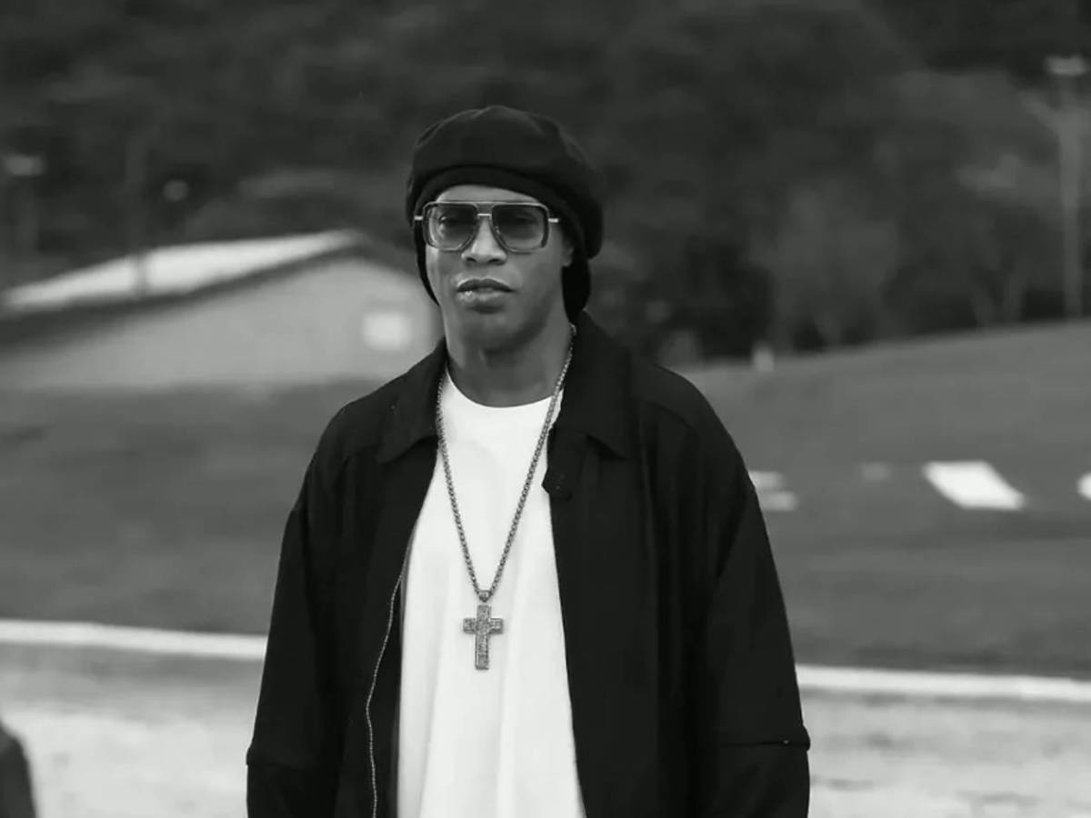 ¡Bombazo! Ronaldinho sale del retiro y ya fue presentado: este será su salario