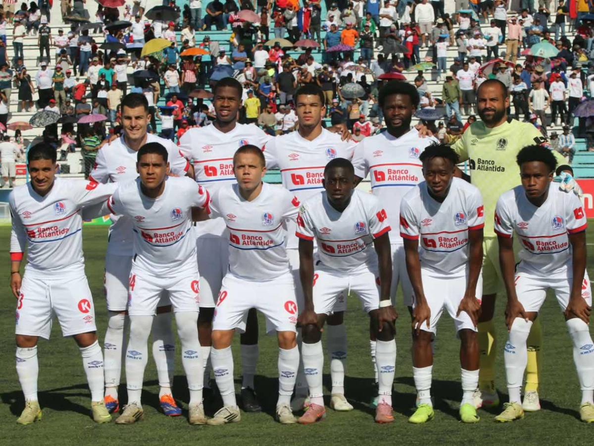 Olimpia se toma venganza, llanto de futbolista, esposa cautiva y chica del Génesis