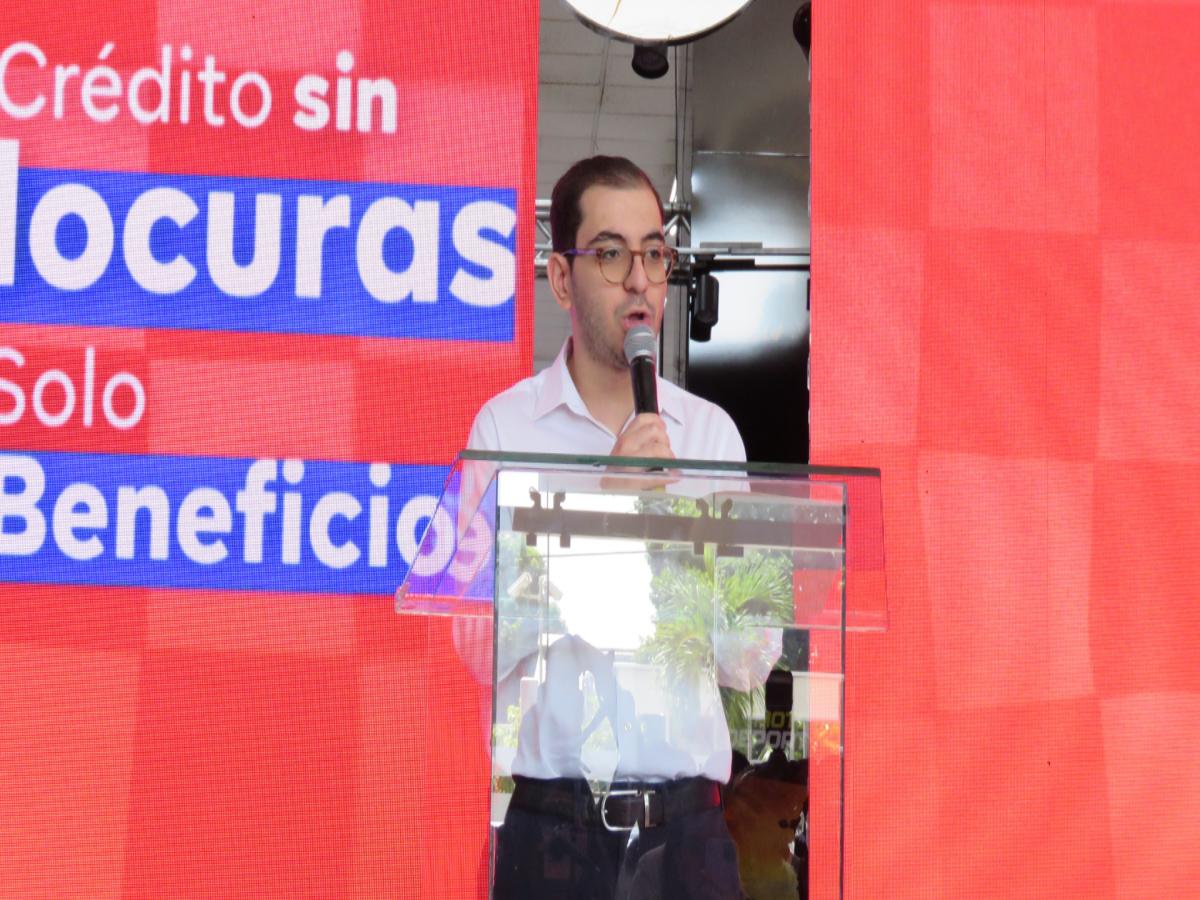 Mario Alejandro Faraj, Jefe de Mercadeo Diunsa.