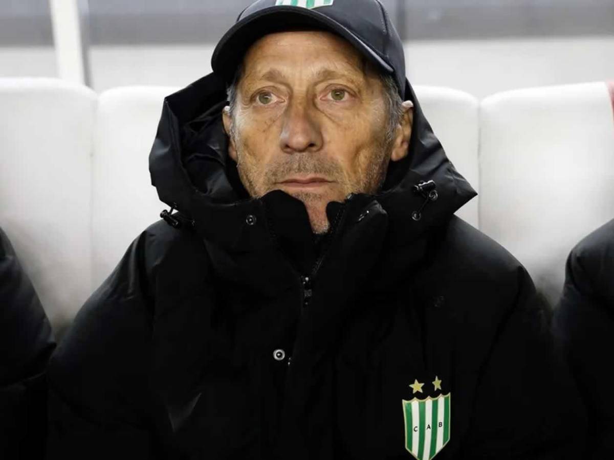 Pedro Troglio vive duro momento en Argentina: hace denuncia y pierde una fortuna