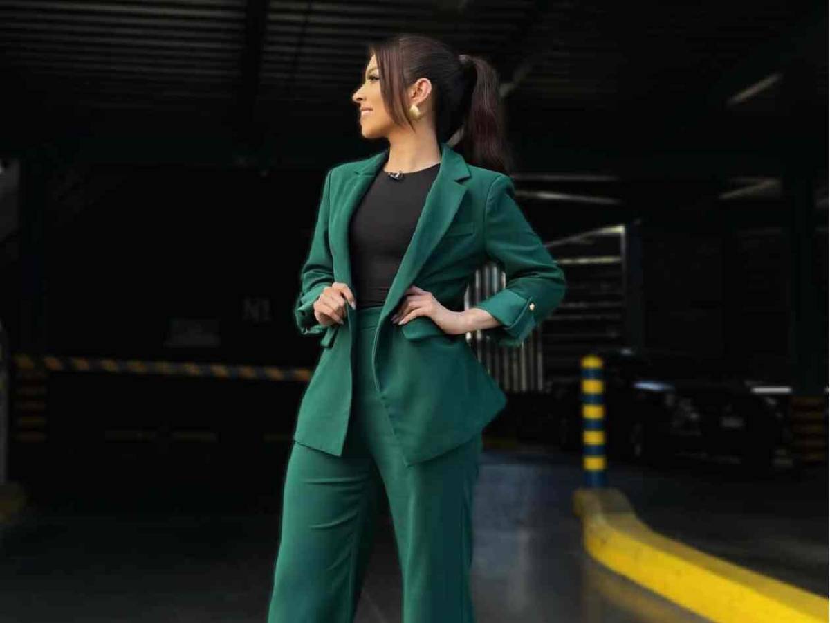 Laura Meza sorprende y es captada con jugador de Motagua por curioso motivo