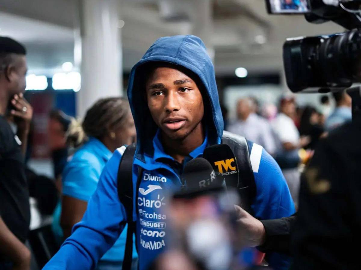 Rostros contentos: así fue la llegada de los seleccionados tras amistoso ante Perú