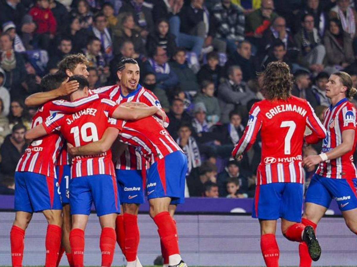 Atlético de Madrid golea sin compasión y acecha al Barcelona