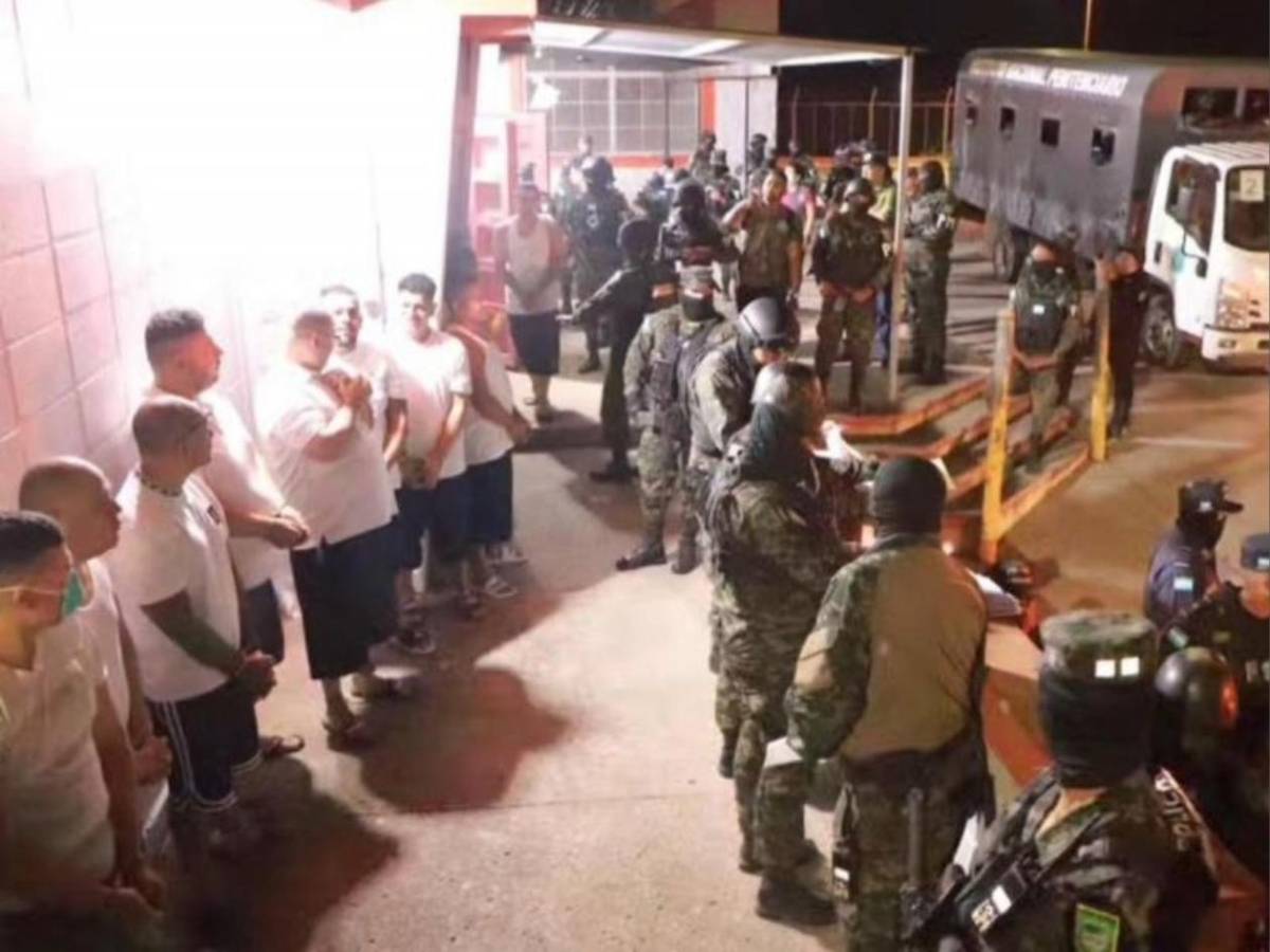 165 reclusos de la MS y la 18 son enviados a La Tolva y El Pozo