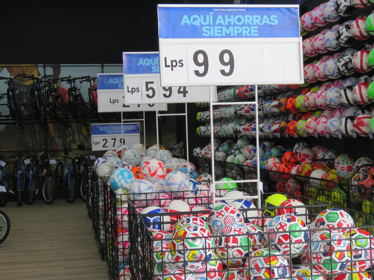 La nueva propuesta publicitaria de Diunsa está dirigida siempre a las familias hondureñas, integradas por personas de todas las edades, que encuentran todo para su vida cotidiana en un solo lugar.