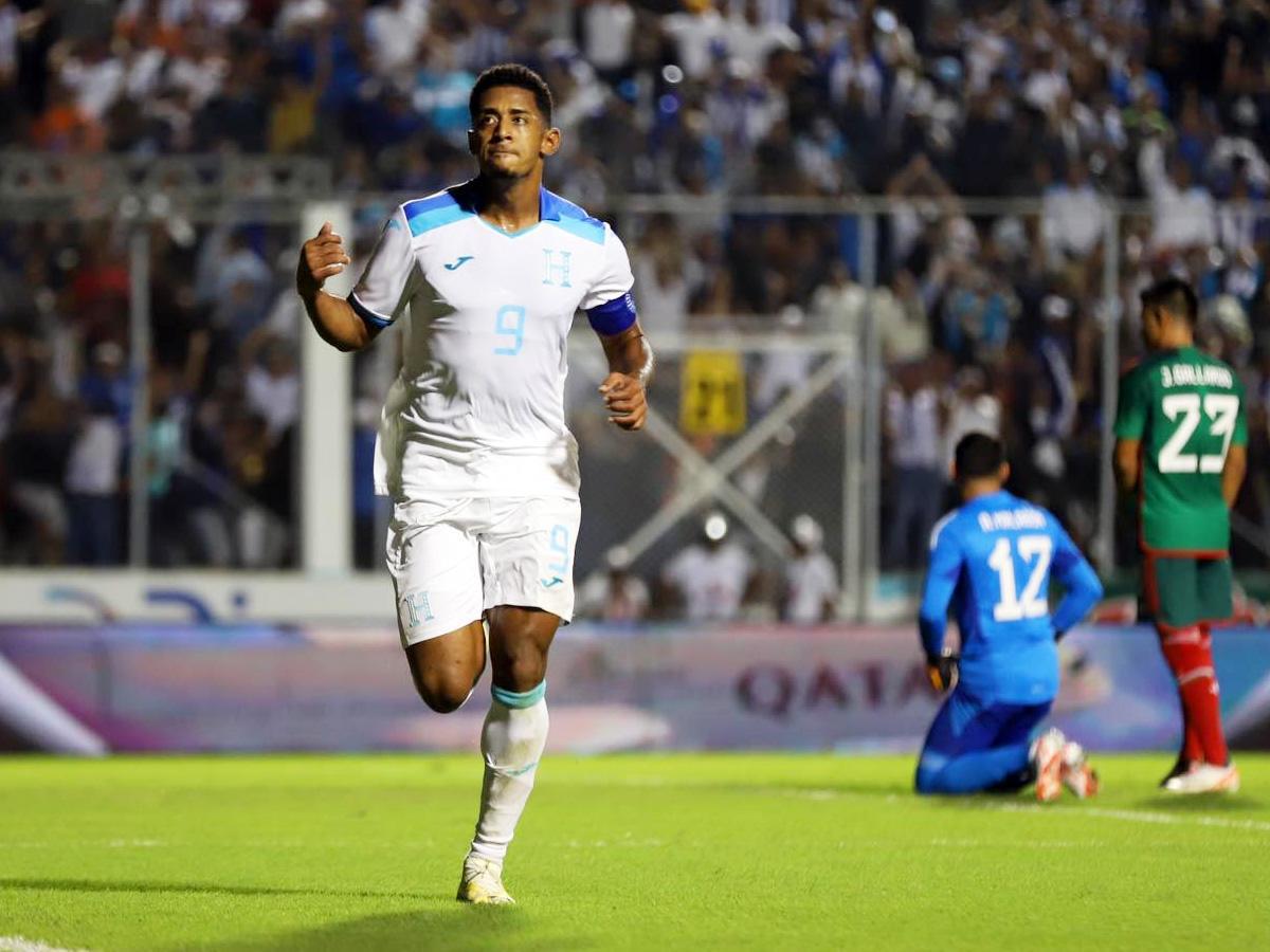 El ‘Choco‘ Lozano ya le ha marcado goles a México.