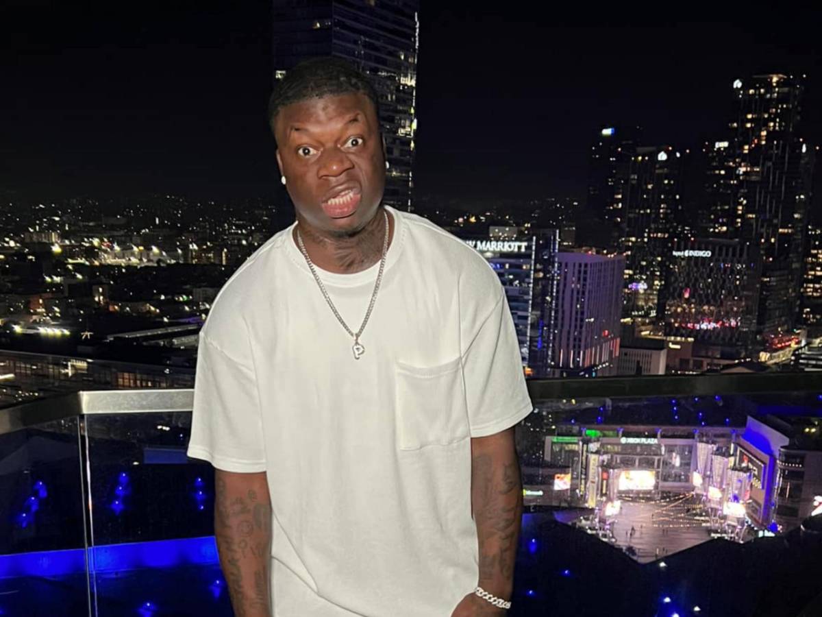 La Tafloo y Carlos Espina protagonizan agarrón en redes tras partido de tiktokers