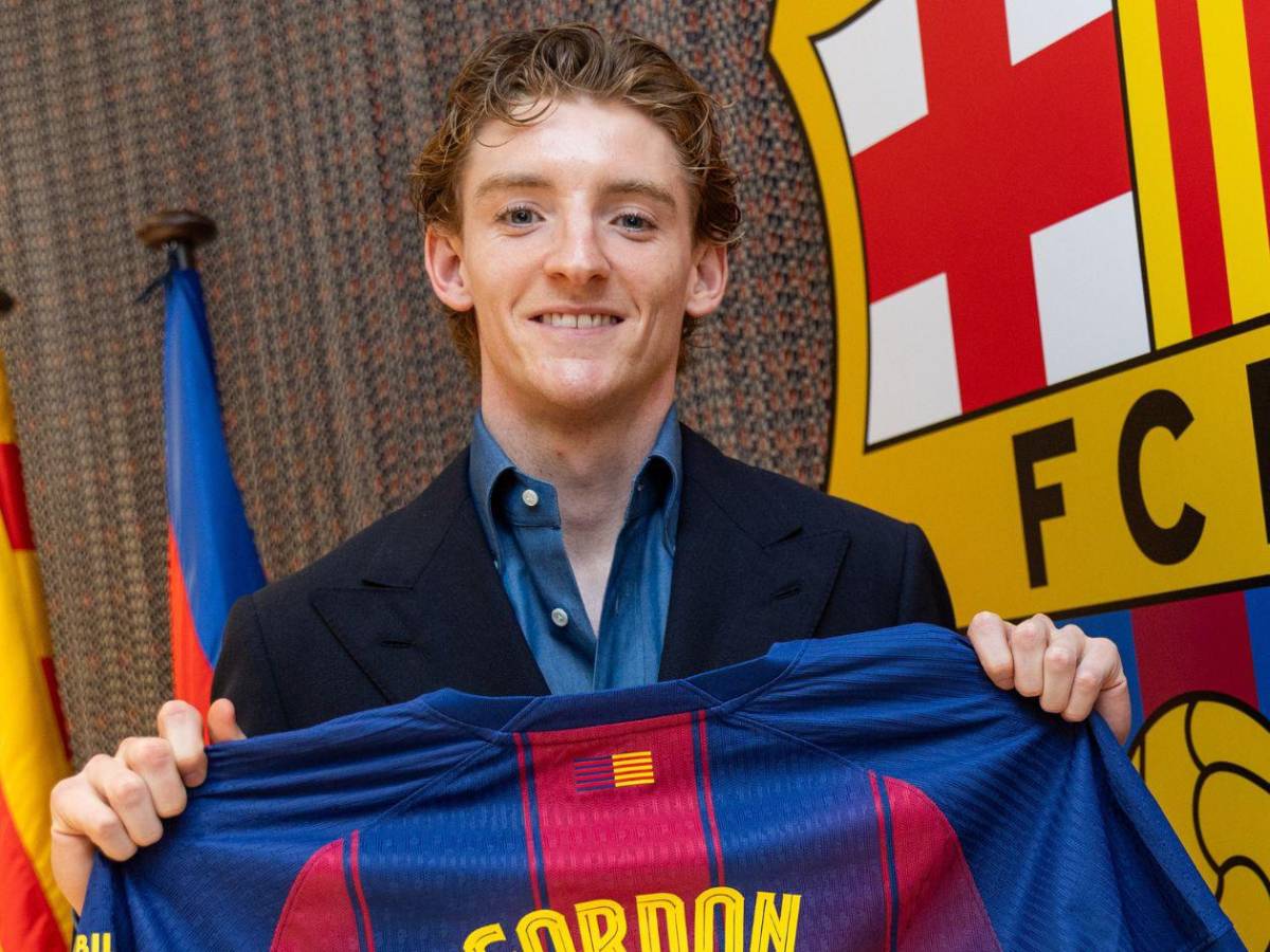 Barcelona cierra dos fichajes de lujo, crack se va del Real Madrid y futuro de Julián