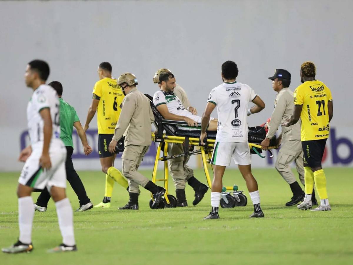 Llanto en futbolistas tras espantosa acción en Honduras: Imágenes desgarradoras