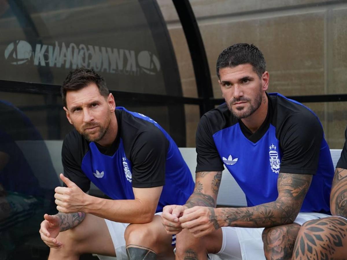 Messi sorprende tras el partido, ¿cambió camiseta? y abrazo histórico para Honduras