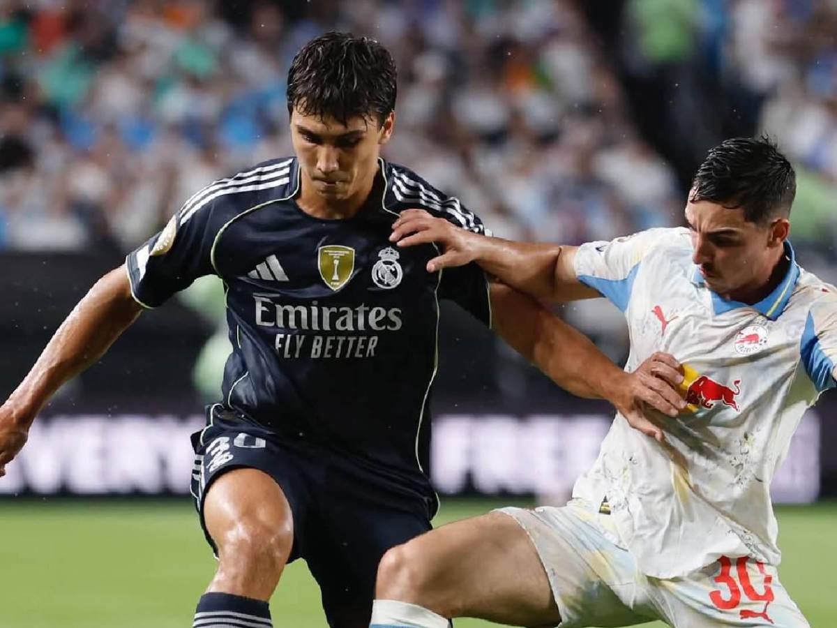 Se iría del Real Madrid: el insólito problema para inscribir a goleador de Xabi