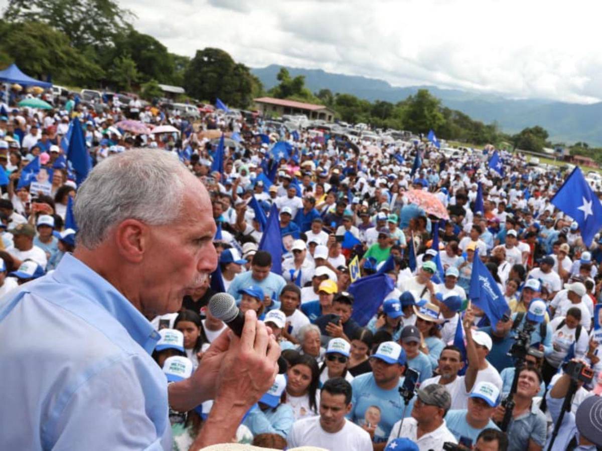 Nasry Asfura pide cuidar el voto en su cierre de campaña