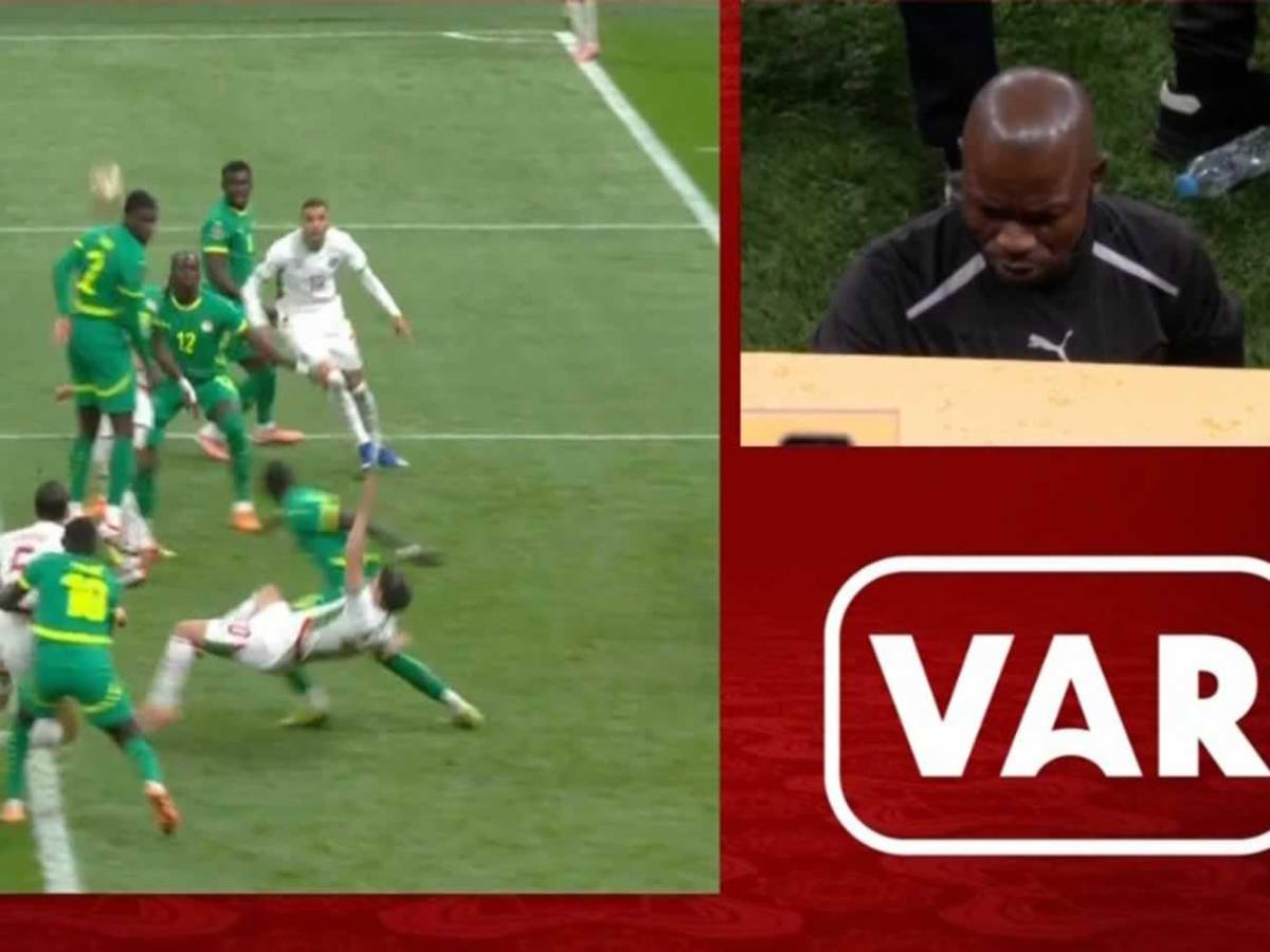 Escándalo Copa África: Senegal se va del campo vs Marruecos, vuelve y es campeón