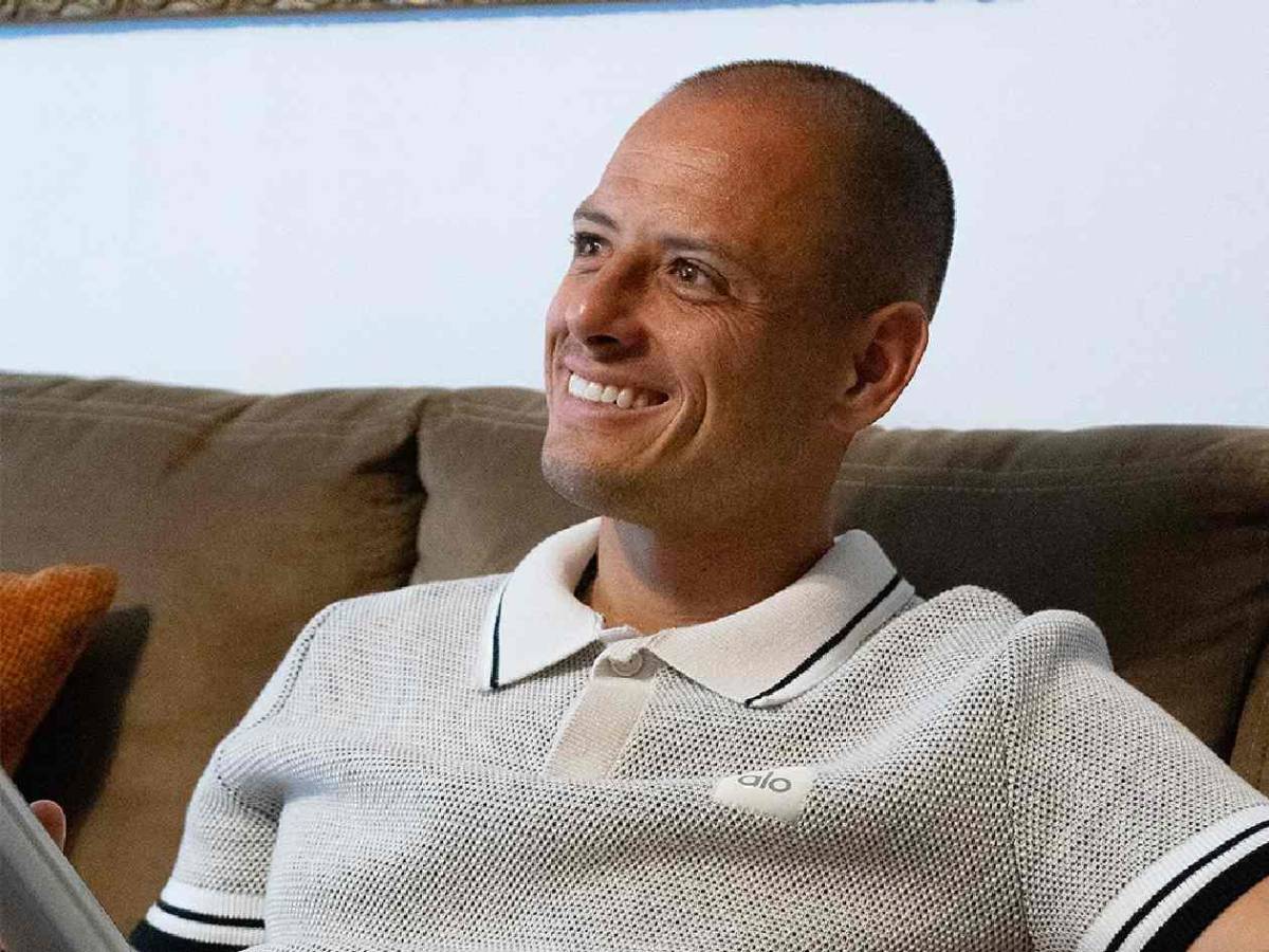 Chicharito Hernández sorprende con su nuevo trabajo: ¡irá al Mundial 2026!