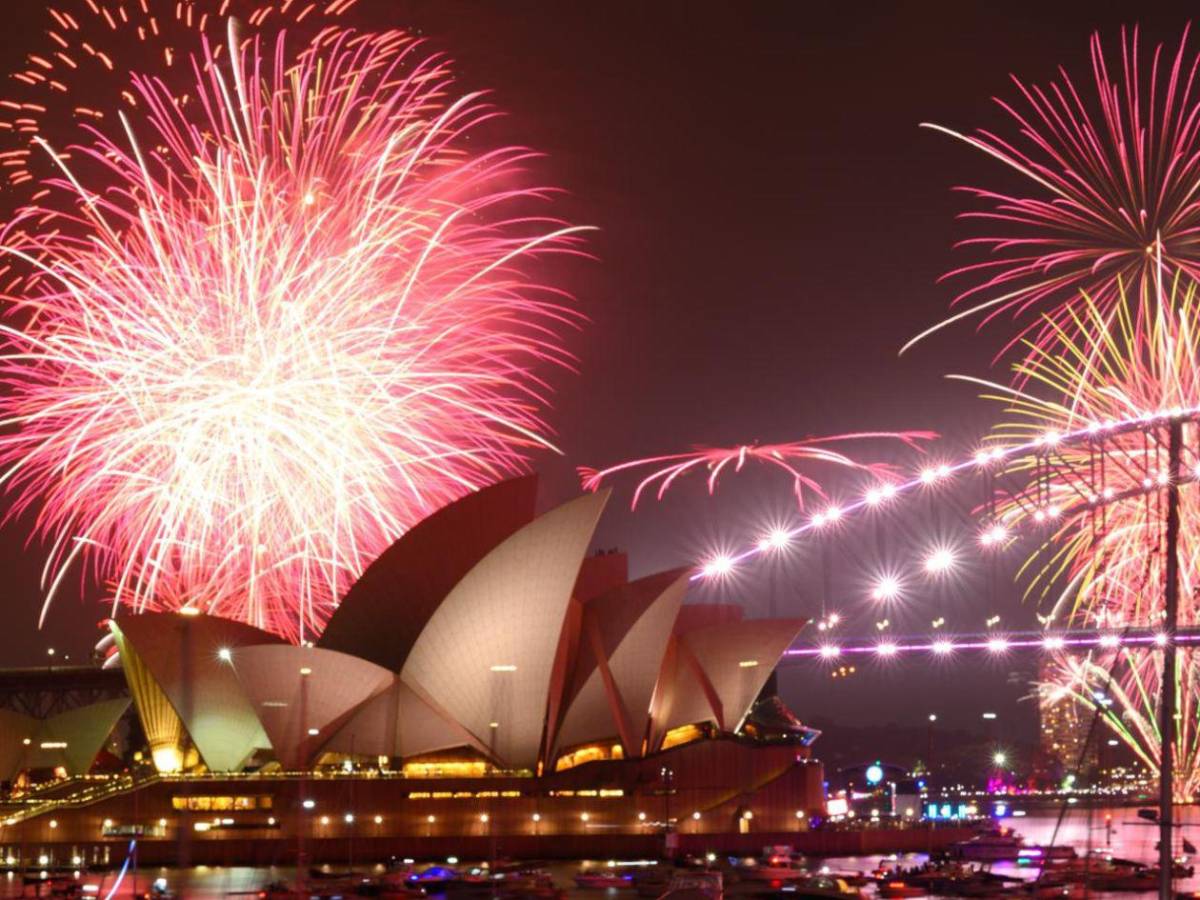 Sídney recibe el 2026 con espectáculo de fuegos artificiales