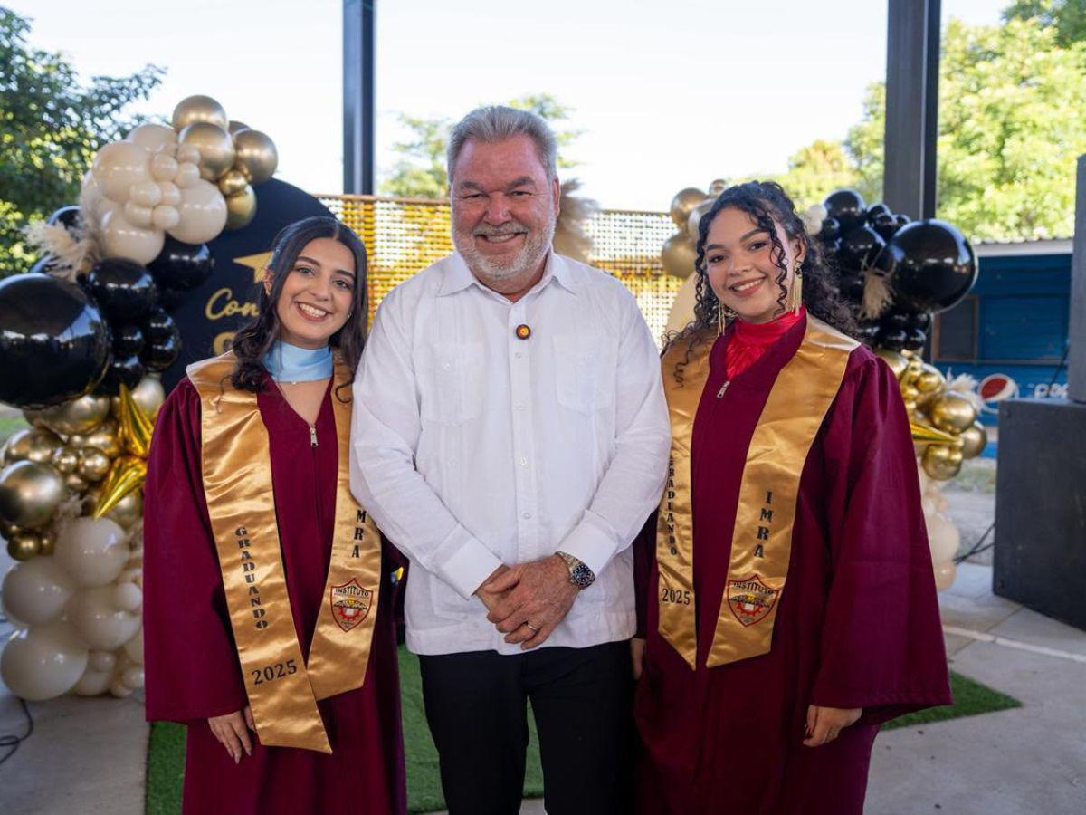 El motivador mensaje de Roberto Contreras para graduandos en Chamelecón