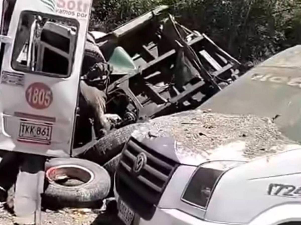 Al menos siete muertos y 17 heridos por ataque terrorista en Vía Panamericana