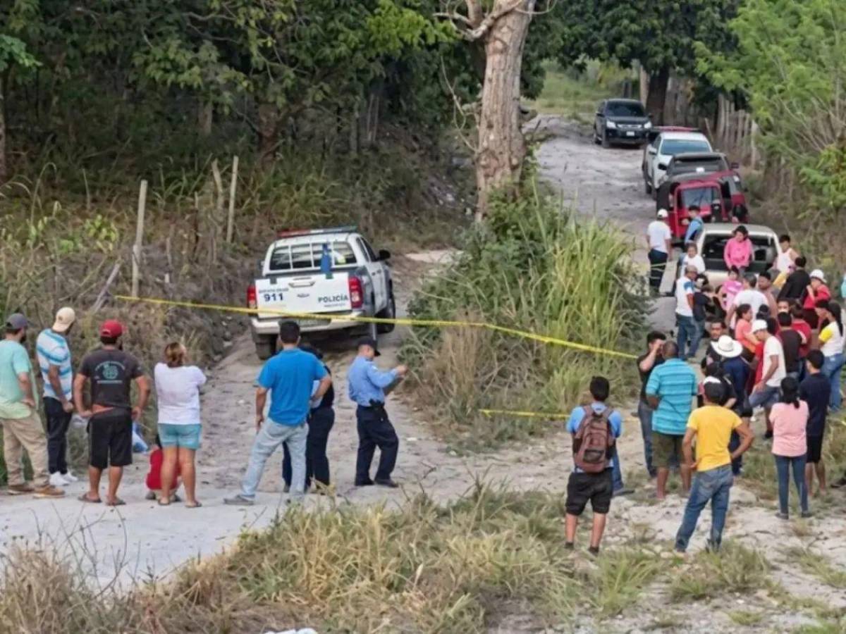 Ultiman a joven albañil frente a su padre cuando regresaba a casa en Copán
