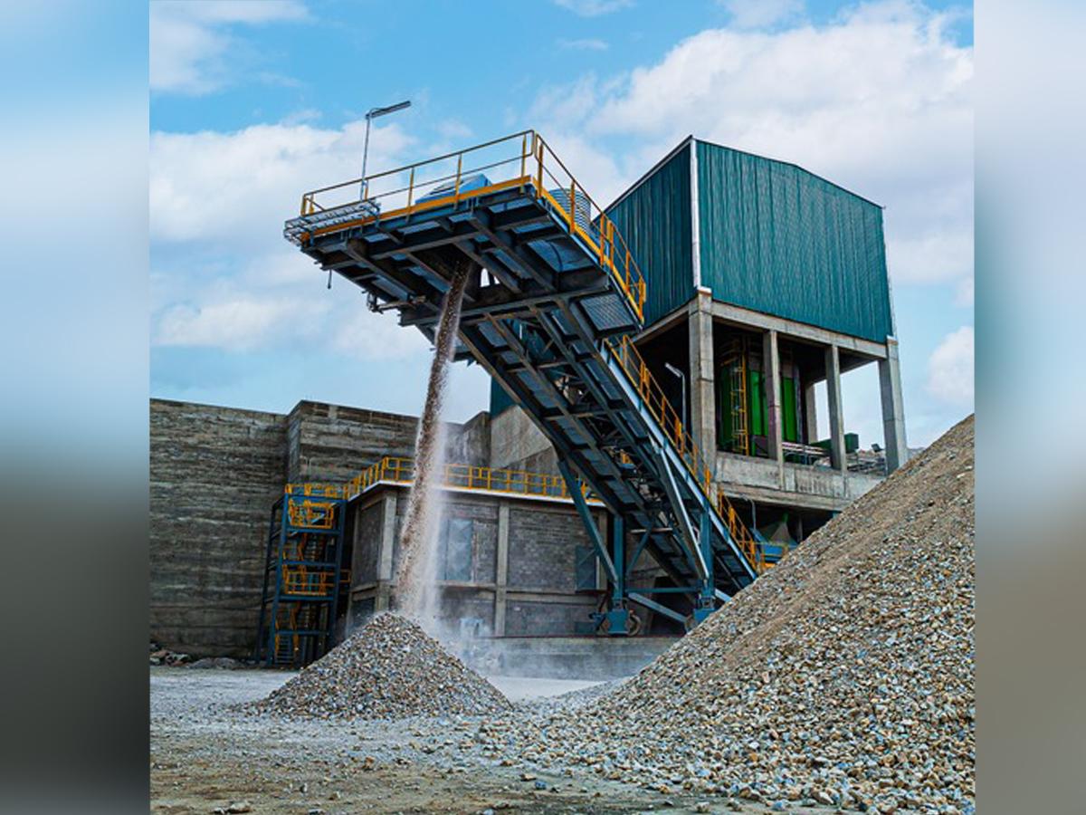 Cenosa ha invertido $51 millones en tres diferentes proyectos que les ayudarán a aumentar su capacidad de producción.